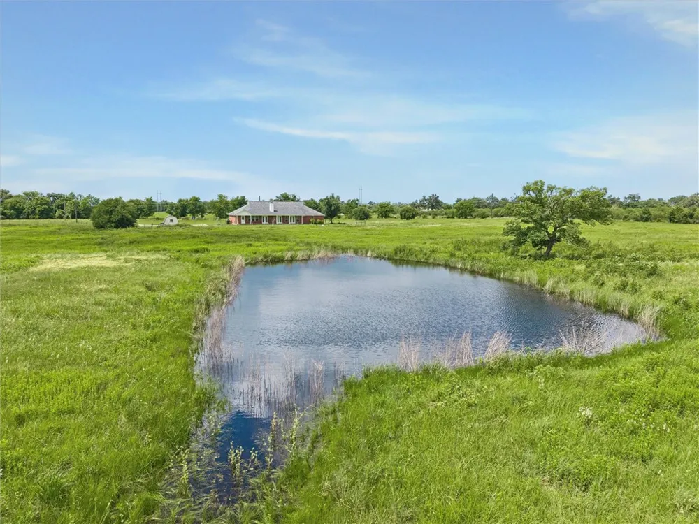 1240 Schumann Road Bellville, TX 77418