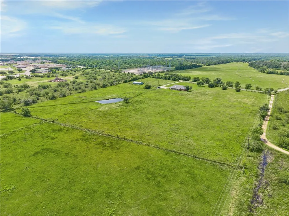 1240 Schumann Road Bellville, TX 77418