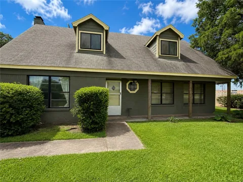 42 Golfview Drive