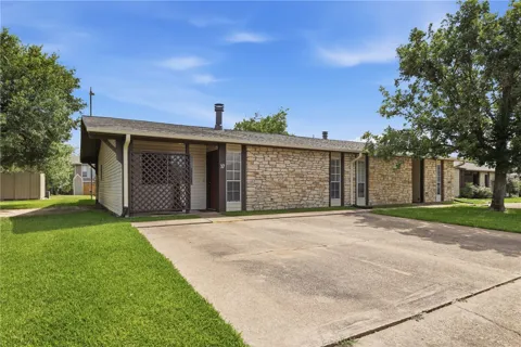 2100 Windsor Drive #37