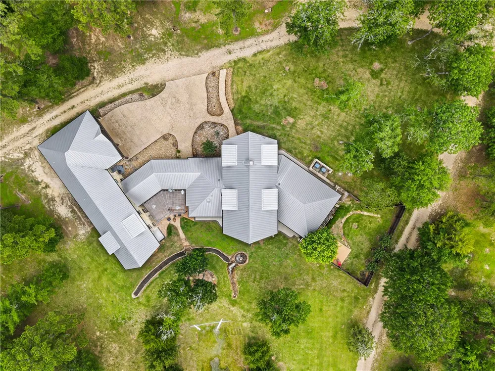 14741 County Road 446 Navasota, TX 77868