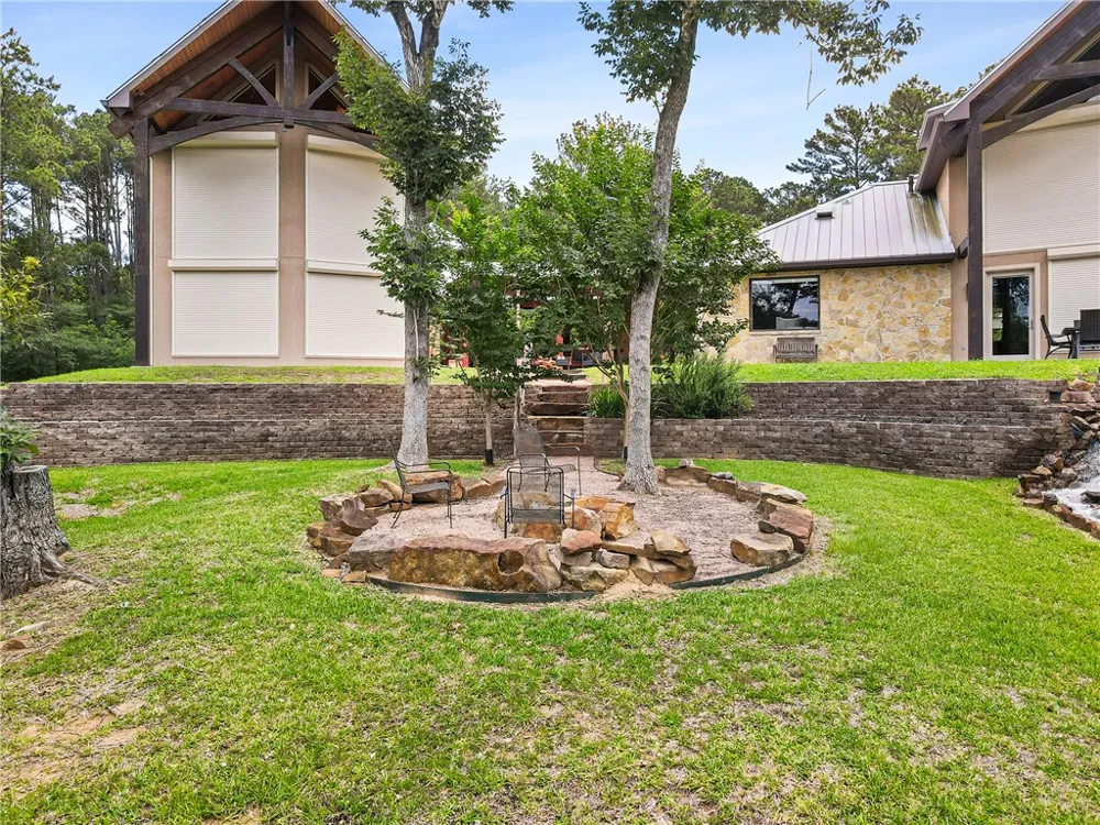 14741 County Road 446 Navasota, TX 77868