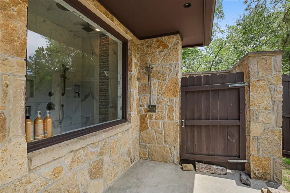 14741 County Road 446 Navasota, TX 77868