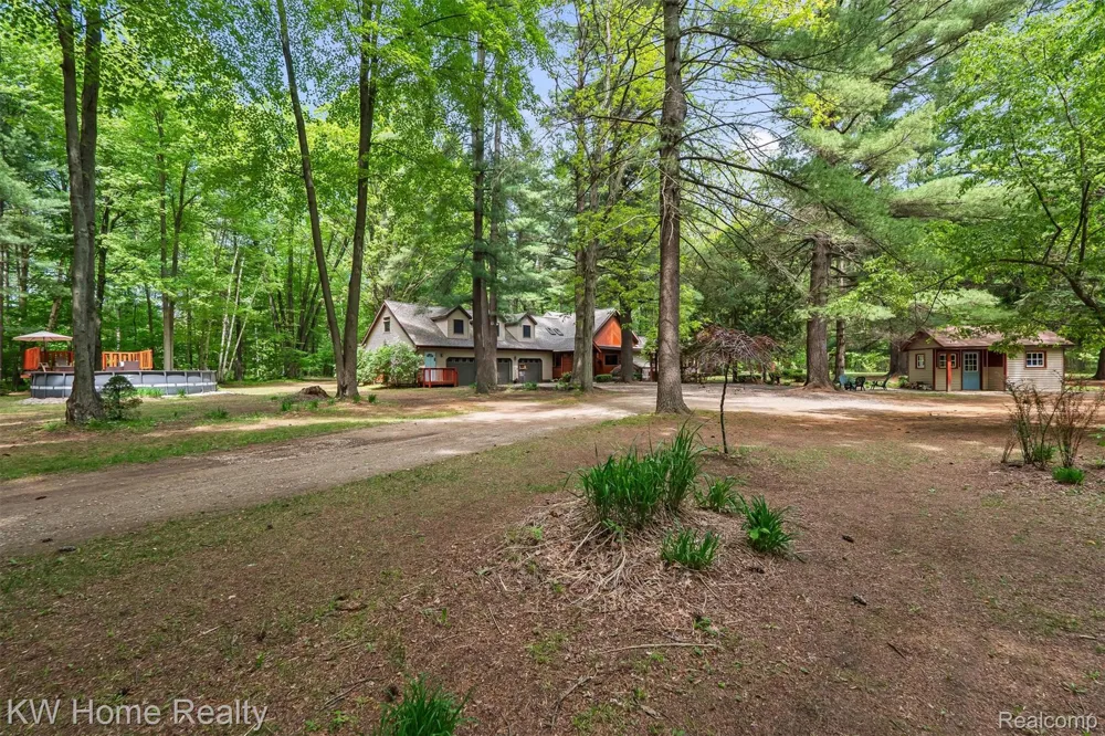4474 Five Lakes Road North Branch Township, MI 48461