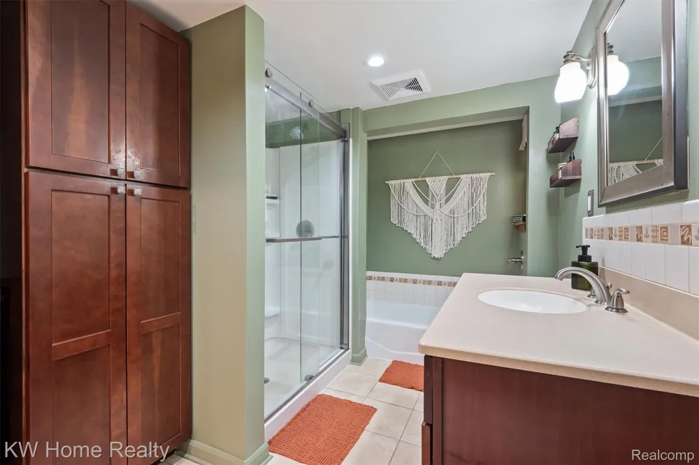 4474 Five Lakes Road North Branch Township, MI 48461