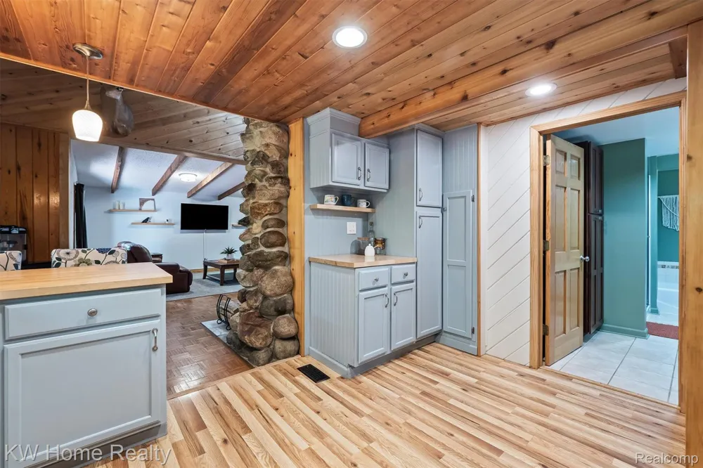 4474 Five Lakes Road North Branch Township, MI 48461