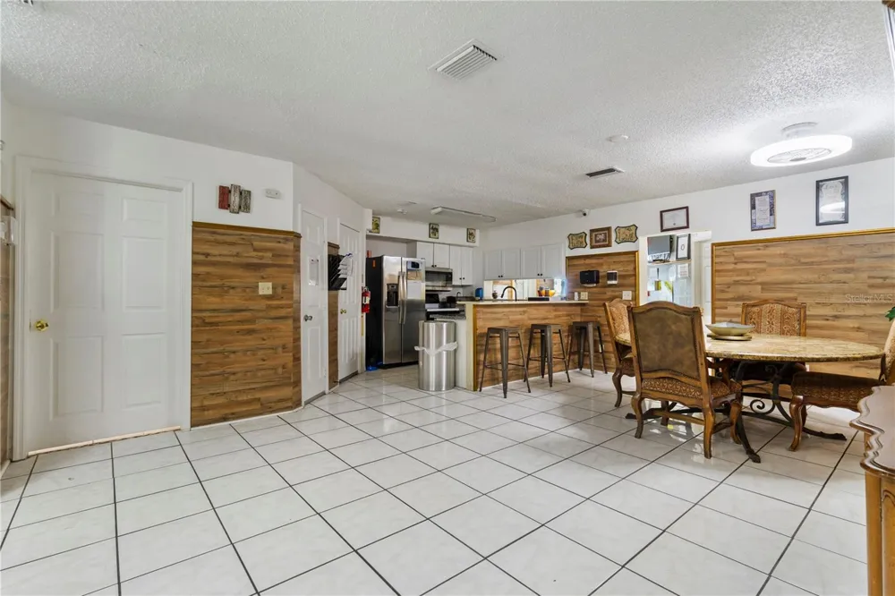 613 FOREST HILLS DRIVE Brandon, FL 33510