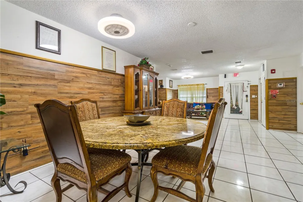 613 FOREST HILLS DRIVE Brandon, FL 33510