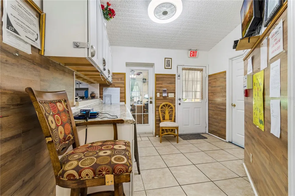 613 FOREST HILLS DRIVE Brandon, FL 33510