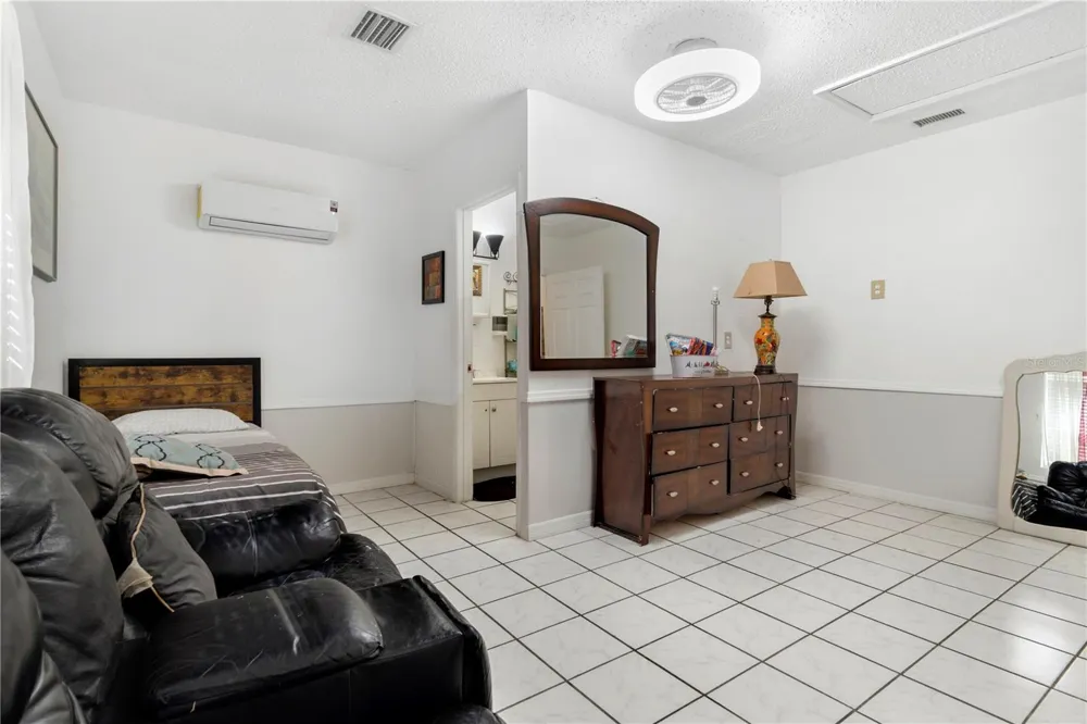 613 FOREST HILLS DRIVE Brandon, FL 33510