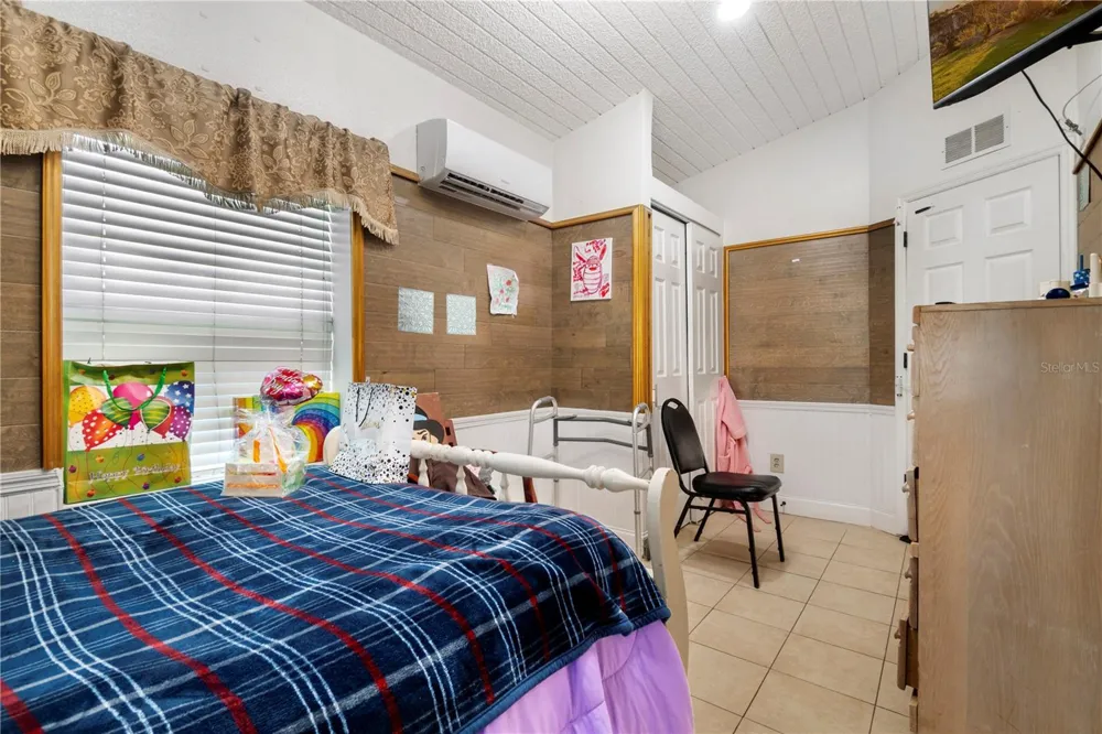 613 FOREST HILLS DRIVE Brandon, FL 33510