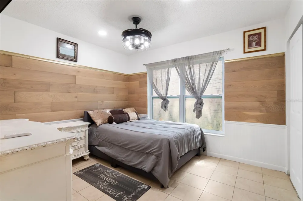 613 FOREST HILLS DRIVE Brandon, FL 33510