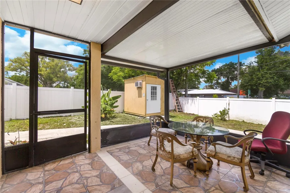 613 FOREST HILLS DRIVE Brandon, FL 33510