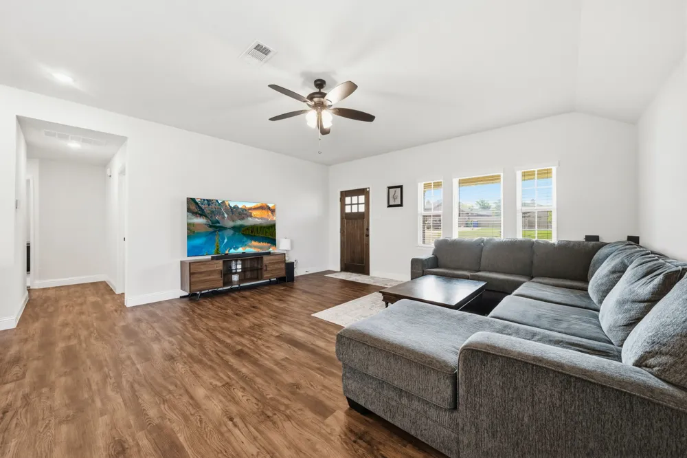 118 Johnson Lane Hillsboro, TX 76645
