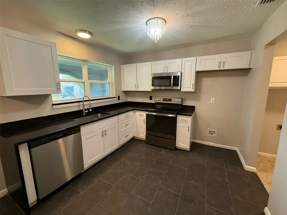 1721 Melrose Street Garland, TX 75042