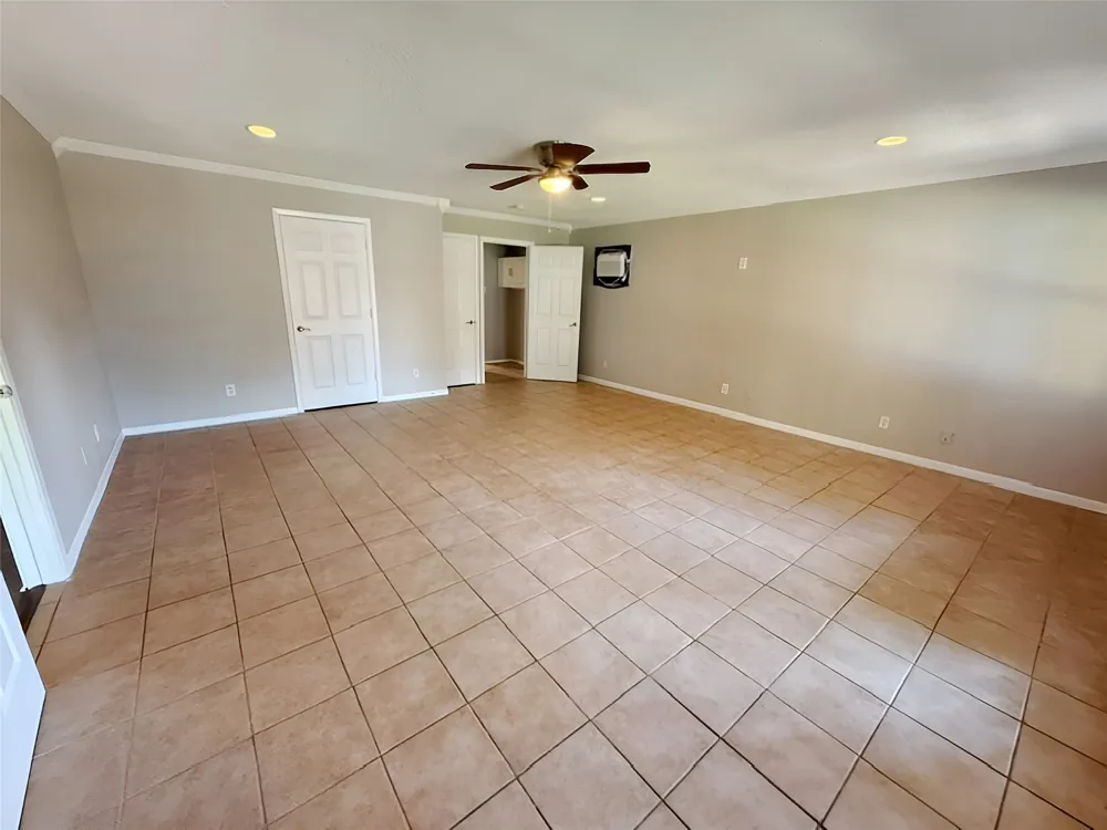 1721 Melrose Street Garland, TX 75042