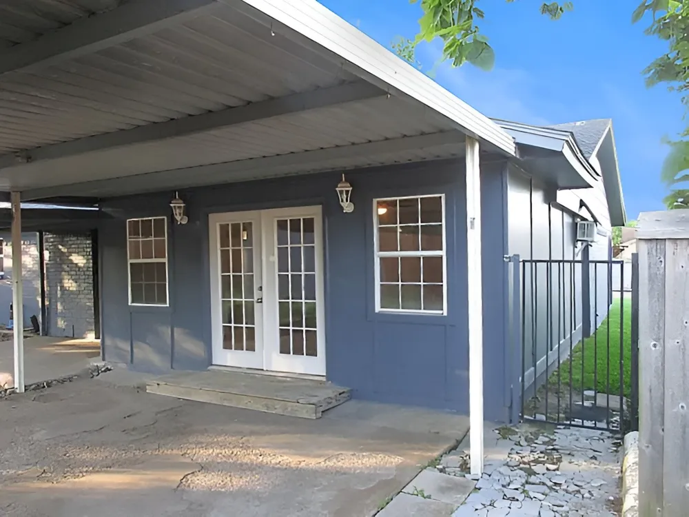 1721 Melrose Street Garland, TX 75042