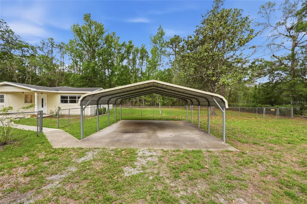 16913 NE 77TH LANE Hawthorne, FL 32640