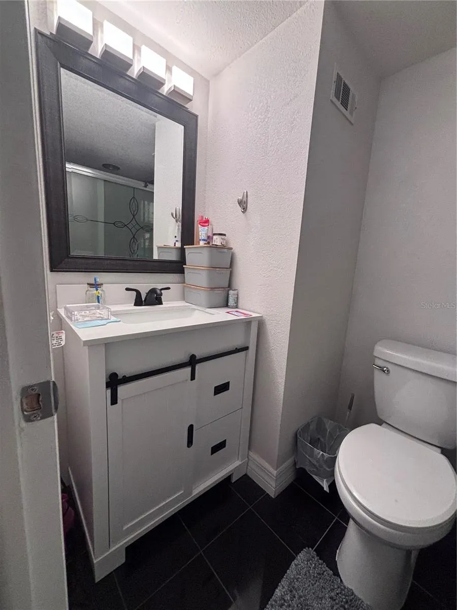 4515 LA CAPRI COURT Tampa, FL 33611
