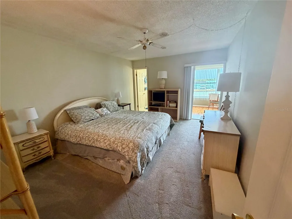 6025 SHORE BOULEVARD S #415 Gulfport, FL 33707