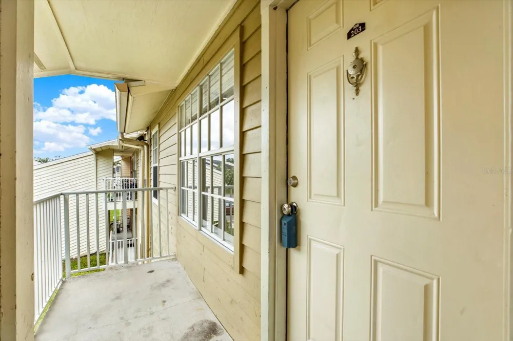 308 LAKE PARSONS GREEN #203 Brandon, FL 33511