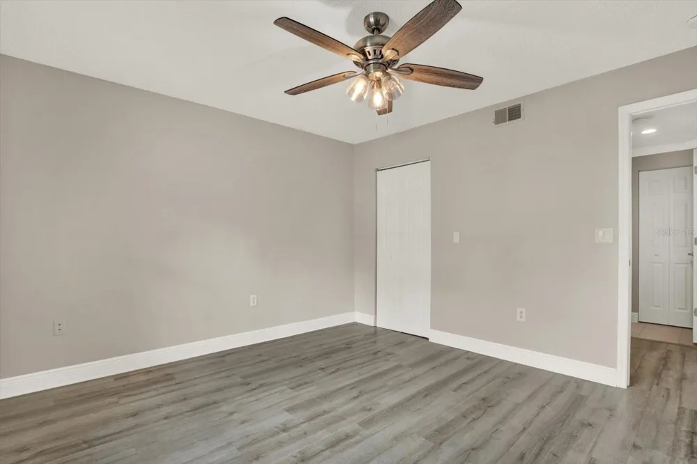 308 LAKE PARSONS GREEN #203 Brandon, FL 33511