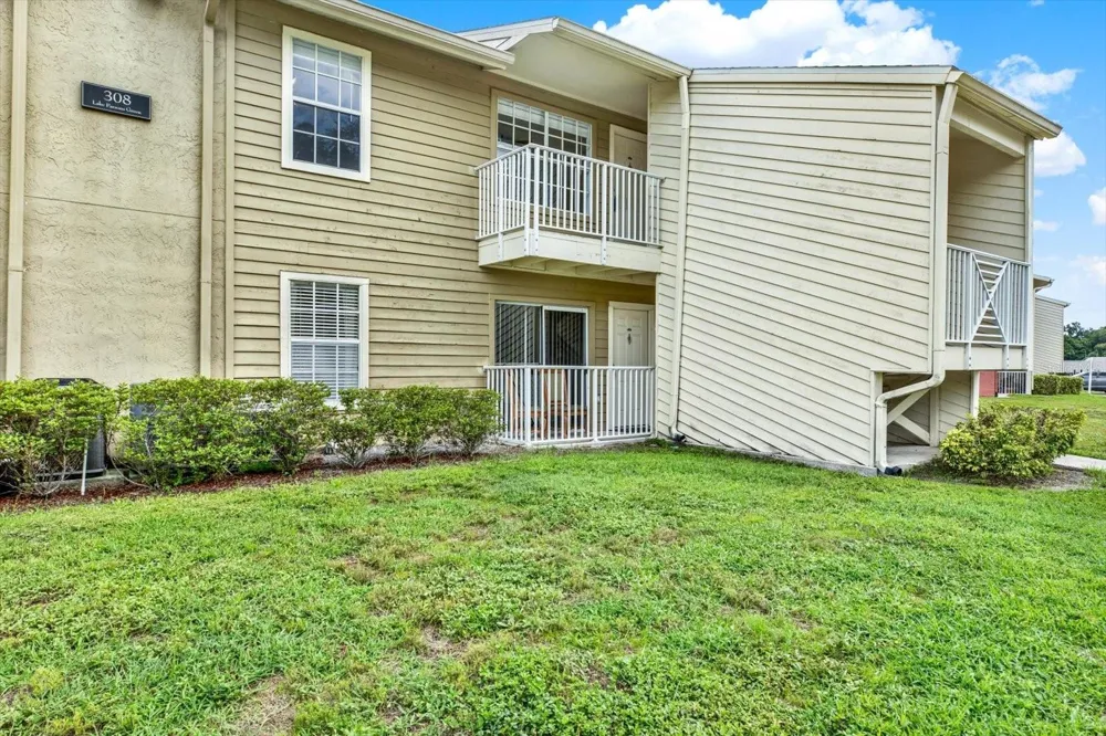 308 LAKE PARSONS GREEN #203 Brandon, FL 33511