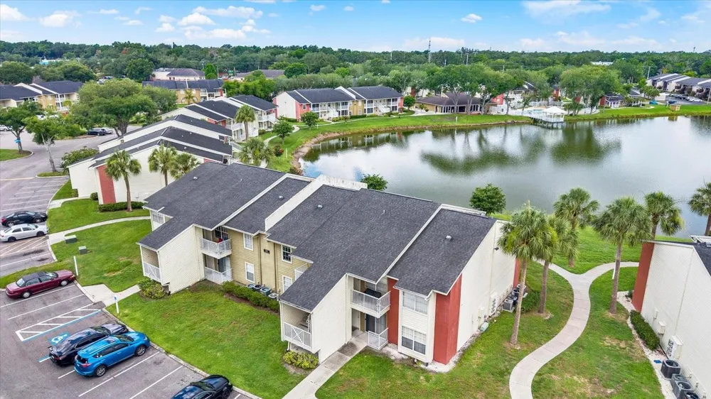 308 LAKE PARSONS GREEN #203 Brandon, FL 33511