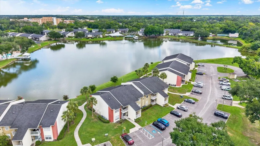 308 LAKE PARSONS GREEN #203 Brandon, FL 33511