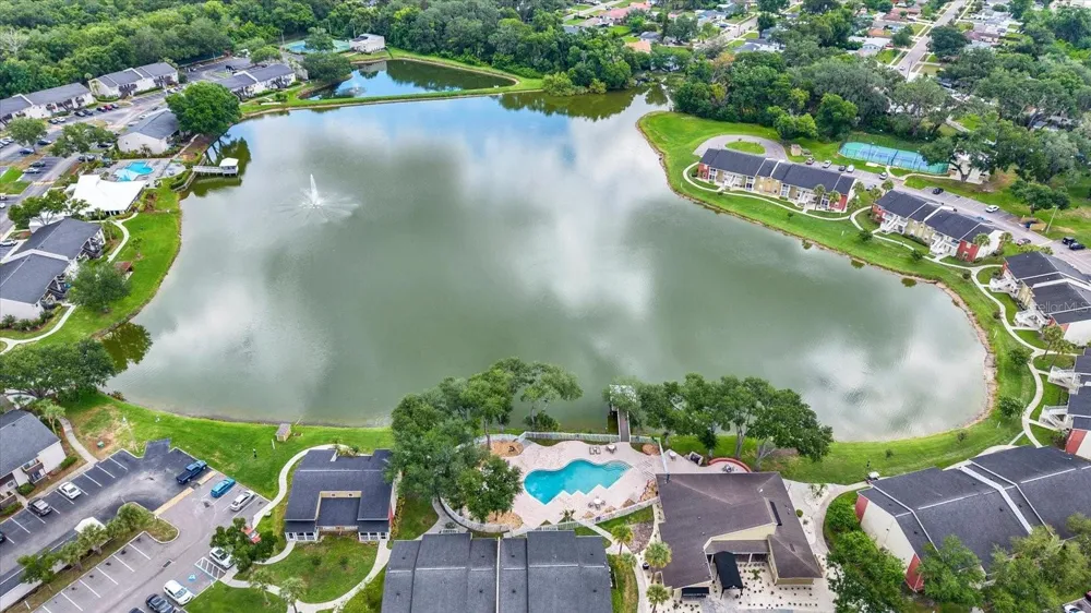 308 LAKE PARSONS GREEN #203 Brandon, FL 33511