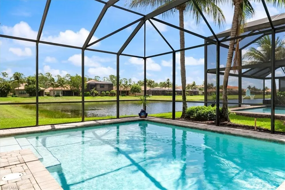 3264 Pacific Drive Naples, FL 34119