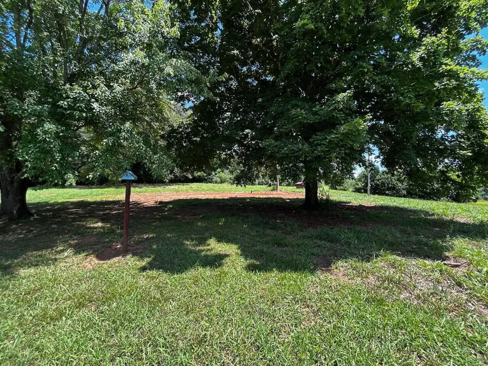 573 S Judd Road Decatur, TN 37322