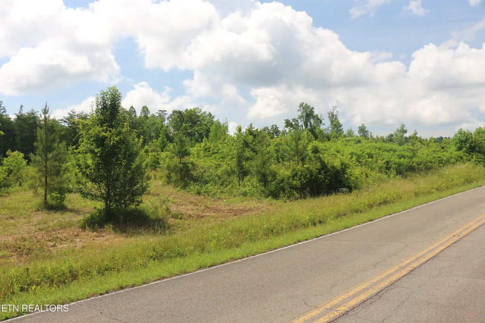 1 N Nopone Valley Rd Decatur, TN 37322