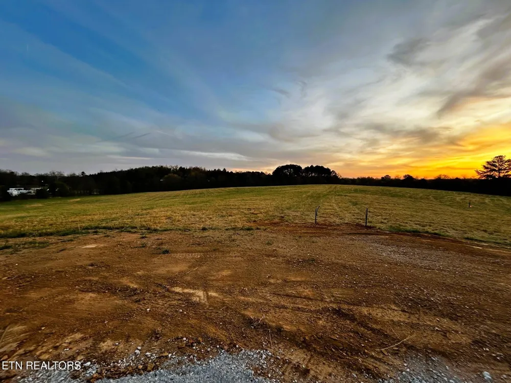 3 Lamontville Rd Decatur, TN 37322