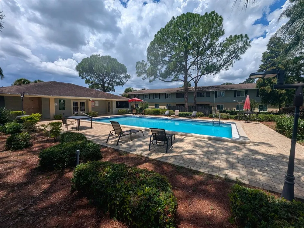 228 THORN TREE PLACE #228 Brandon, FL 33510