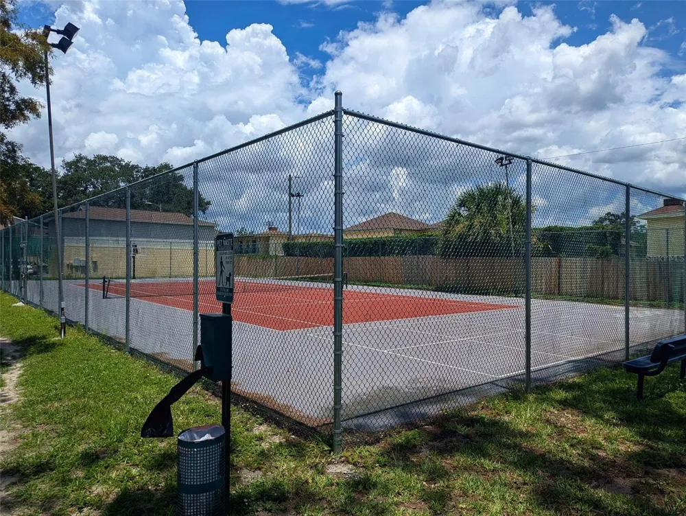228 THORN TREE PLACE #228 Brandon, FL 33510