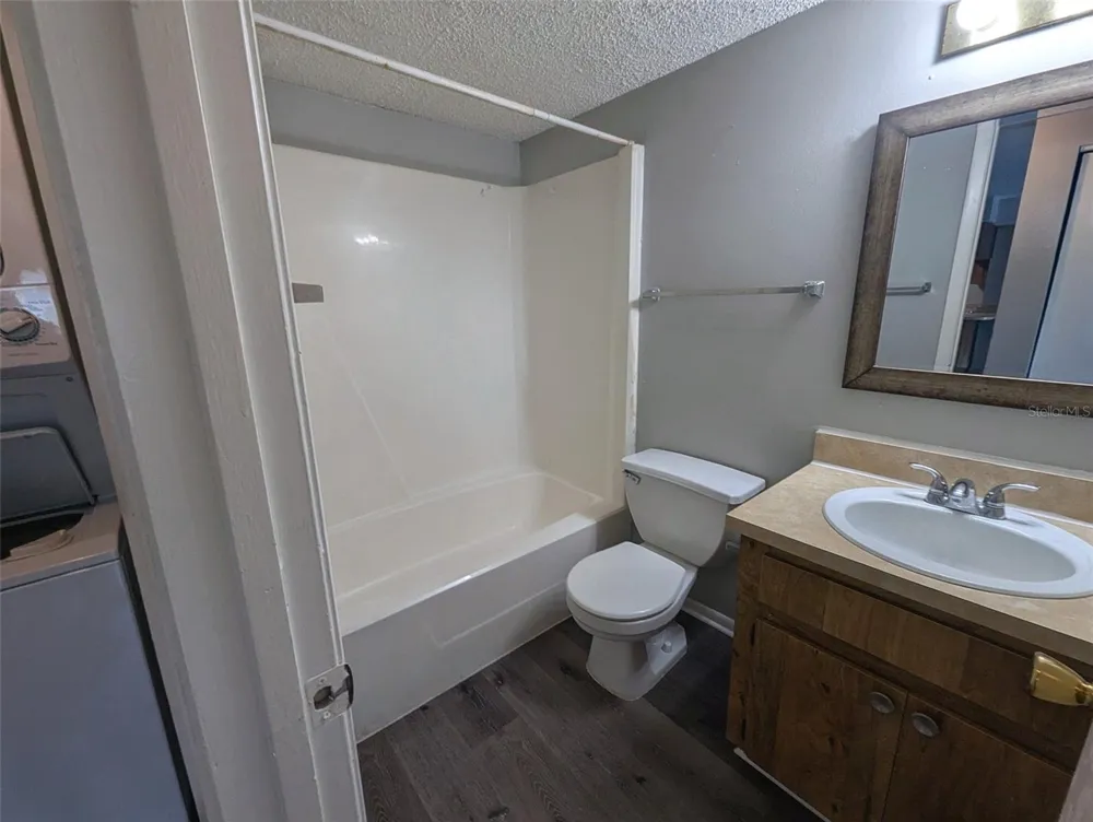 228 THORN TREE PLACE #228 Brandon, FL 33510