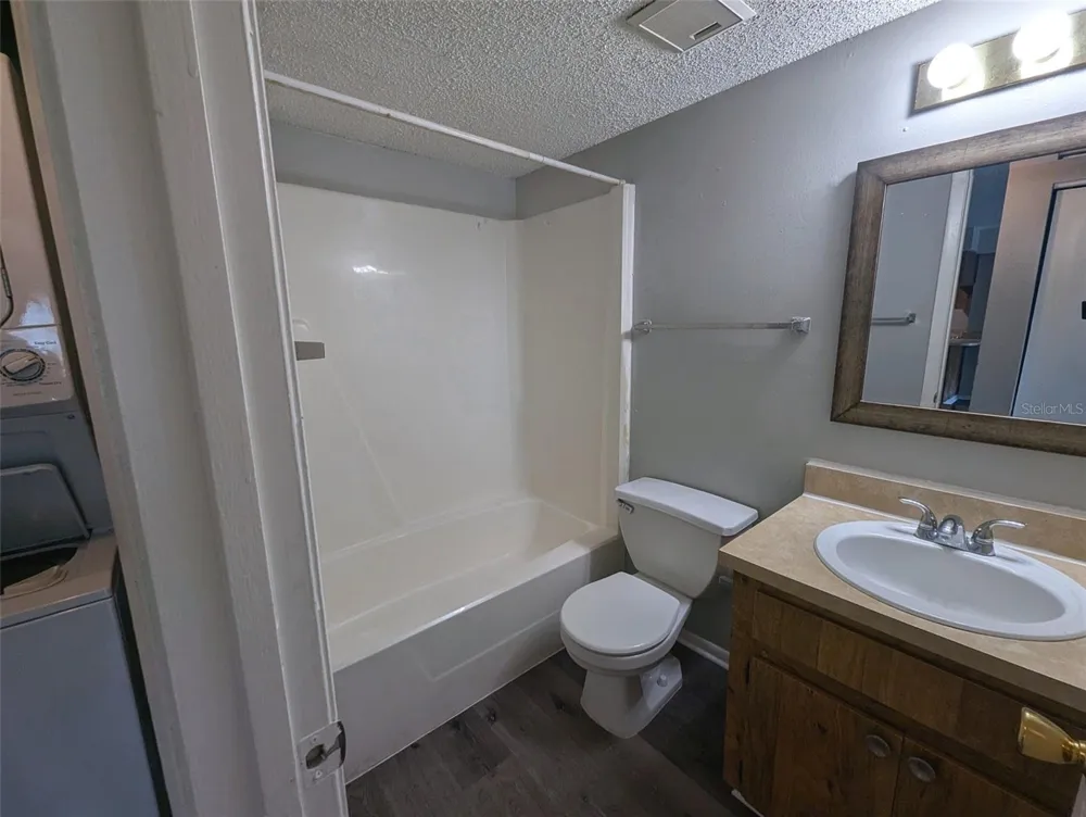 228 THORN TREE PLACE #228 Brandon, FL 33510