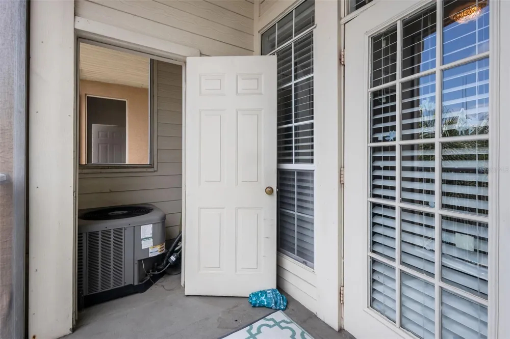 3302 BAY CLUB CIRCLE #3202 Tampa, FL 33607