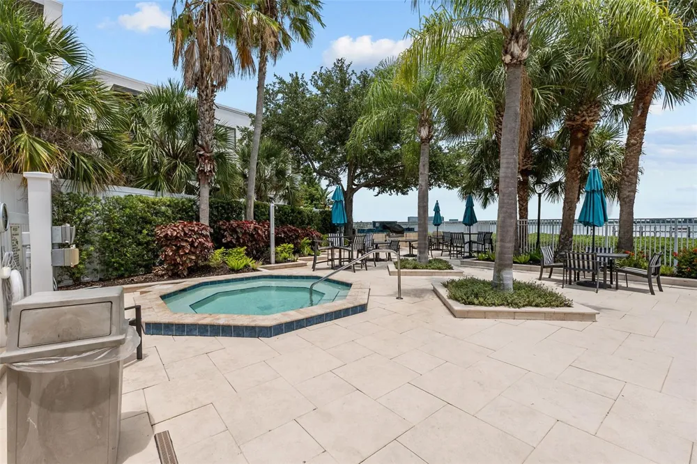 3302 BAY CLUB CIRCLE #3202 Tampa, FL 33607