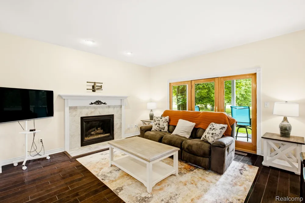 3269 Saint Andrews Drive Port Huron Charter Township, MI 48060
