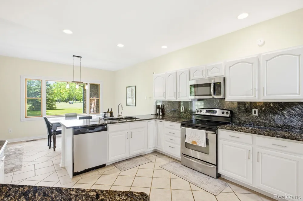 3269 Saint Andrews Drive Port Huron Charter Township, MI 48060