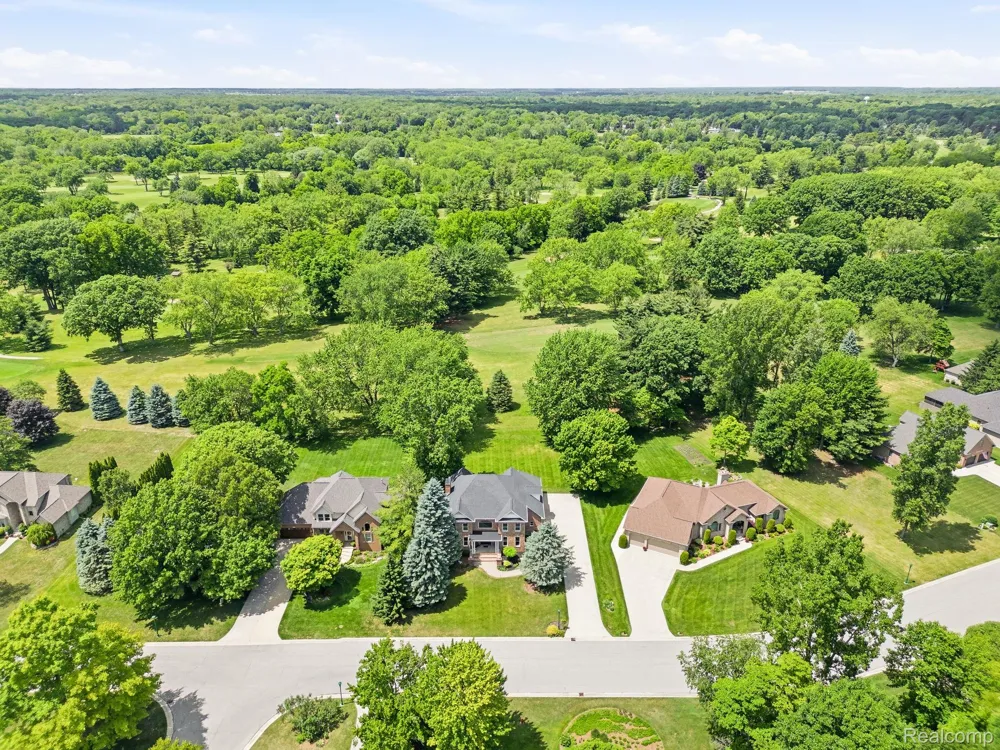 3269 Saint Andrews Drive Port Huron Charter Township, MI 48060