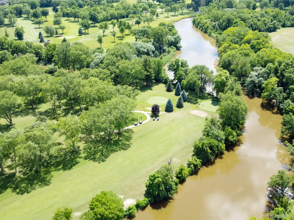 3269 Saint Andrews Drive Port Huron Charter Township, MI 48060