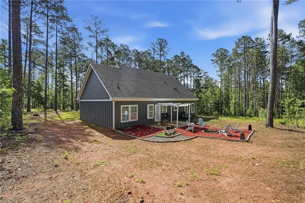 191 Crooked Creek Bay Road Eatonton, GA 31024