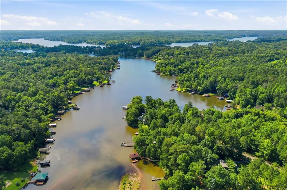 191 Crooked Creek Bay Road Eatonton, GA 31024