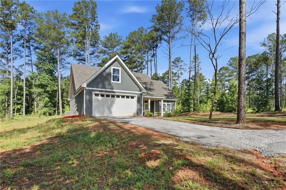 191 Crooked Creek Bay Road Eatonton, GA 31024