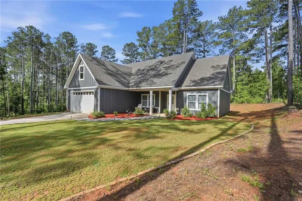 191 Crooked Creek Bay Road Eatonton, GA 31024