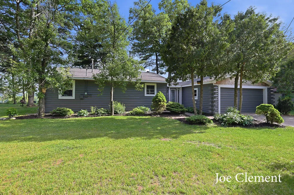 5708 E 52nd Street Croton Township, MI 49337