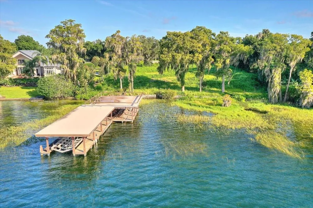 12422 PARK AVENUE Windermere, FL 34786
